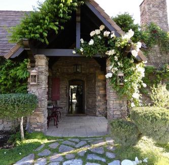 Templeton Casa | ONX WINES - Briarwood Cottage