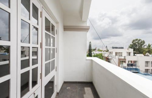 D Costa Layout Apartamento | Onyx Apartment 303 by StayJade 3BHK AC Nr MG Road