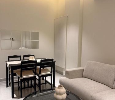 Muscat Apartamento | ONYX F64-2BHK cozy full furnished in heart of Muscat
