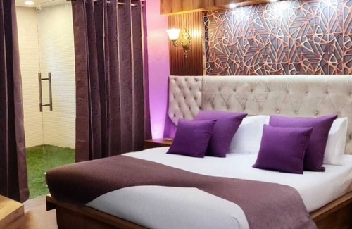 Bail Parao Hotel | Onyx Hotel Corbett