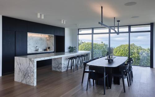 Okitu Casa | ONYX HOUSE - Wainui Beach