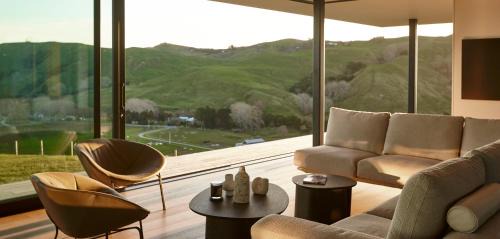 Okitu Casa | ONYX HOUSE - Wainui Beach