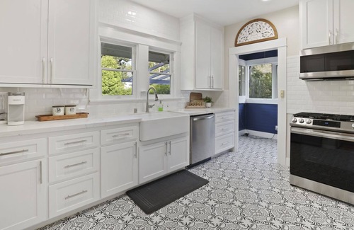Lodi Casa | Open concept 2 bedroom steps from downtown Lodi