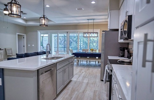 North Port Casa | Open Concept home with Heated Pool in peaceful North Port 3 Bdrm, 4 Bath + Den