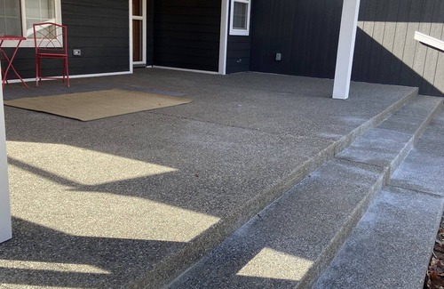 Puyallup Casa | Open concept with modern kitchen 5 minutes from fairgrounds/downtown Puyallup