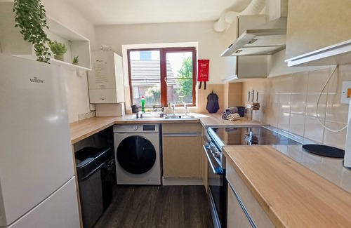 Portsmouth City Centre Apartamento | Open Mind Property - 2 Bed Room with Free Parking