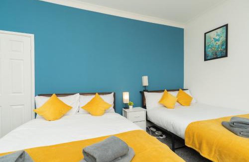 Fareham Apartamento | Open Mind Property - 4 Bedroom with 7 Double Beds