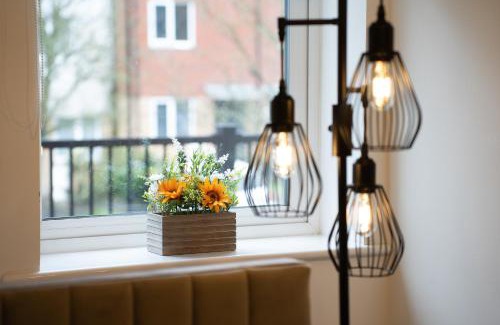 Southampton Apartamento | Open Mind Property - Luxury Apartment Near Hospital & Underground Free Parking for 2 Vehicles