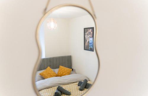 Southampton Apartamento | Open Mind Property - Luxury Apartment Near Hospital & Underground Free Parking for 2 Vehicles