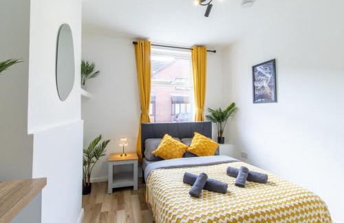 Portsmouth Casa | Open Mind Property - Luxury 5 Beds & Free Parking