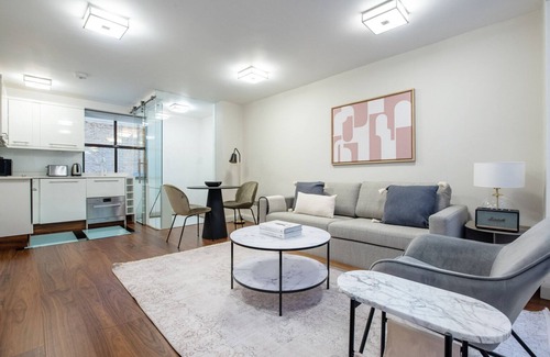 Bridge Apartamento | Open plan City of London 1BR, 1 min walk to Monument stn, by Blueground