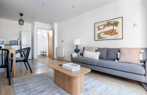Hackney Apartamento | Open plan Hackney 1BR nr shops & restaurants, by Blueground