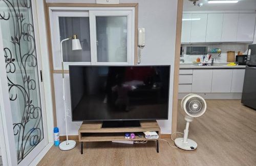 Cheongunhyoja-dong Apartamento | Open Sale, ideal for family group travel to Gyeongbokgung Station