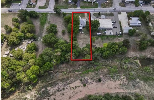 Marble Falls Alquiler De RV | OPEN SKY CAMPSITES in Marble Falls! Continental breakfast, shared elec & firepit