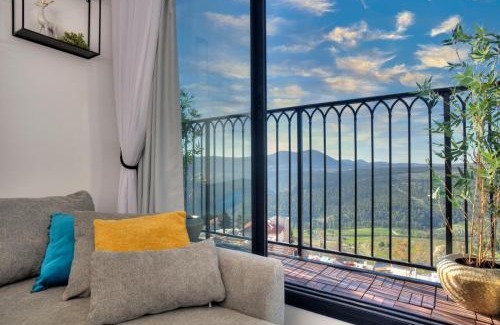 Safed Old City Casa | Open Skys
