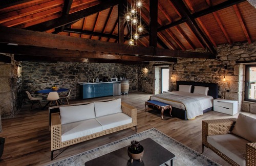 Lamego Casa | Open Space House with jacuzzi in Lamego, 5 minutes from the city center