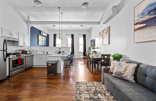 Downtown Newark Apartamento | Open space lux studio 20 mins to NYC