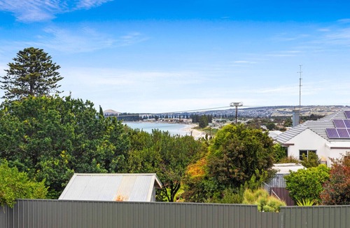 McCracken Casa | Open the Door to a family holiday
