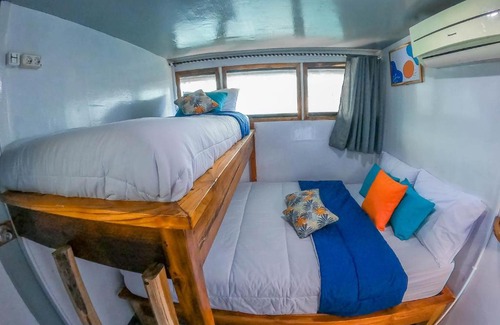 Labuan Bajo Alquiler De Eote | Open trip sharing komodo 3d/2n