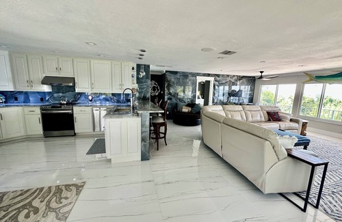 Sands Casa | Open water view, boat dockage, 4 bedroom Home in Big Pine Key