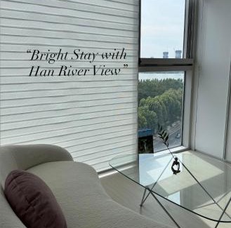 Hapjeong-dong Apartamento | OPENㅡHongdae, Hapjeong Station 1 minute, Luxury hotel style, Panorama Han River View 6 people, 2Room, 3Q bed