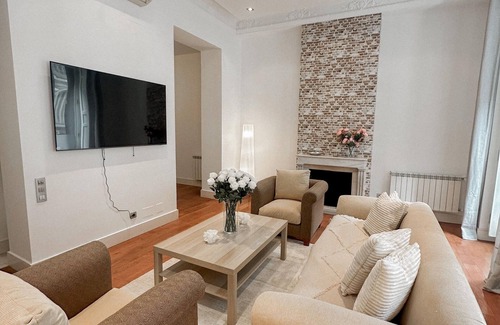 Palacio Apartamento | Opera Flat At Palace