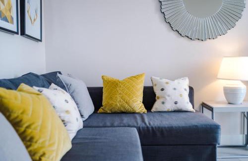 Kirkdale Apartamento | OPP Liverpool - Perfect for contractors and travellers, BIG SAVINGS booking 4 nights or more!