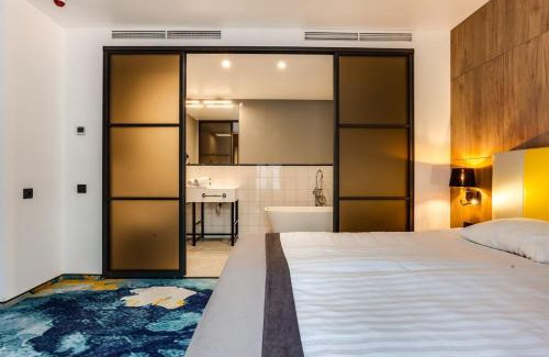 Lviv City Center Hotel | Optima Collection Mural Lviv