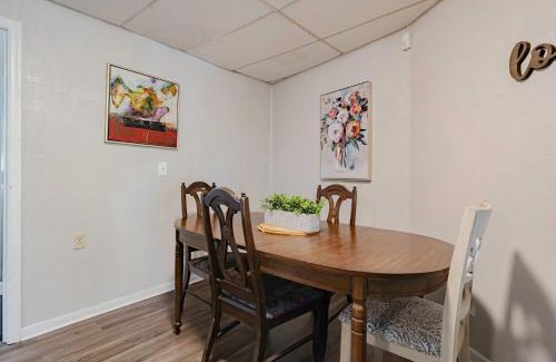 Woodfield Casa | Opulent Octagonal Oasis with Spiral Stairs-Minutes to Base