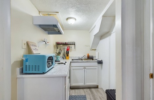 Pine Forest Casa | Opuluxe Enjoy Fayetteville's Unit 2 Hidden Gem!