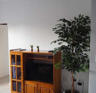 Ekurhuleni Apartamento | OR Tambo Self Catering Apartments, The Willows