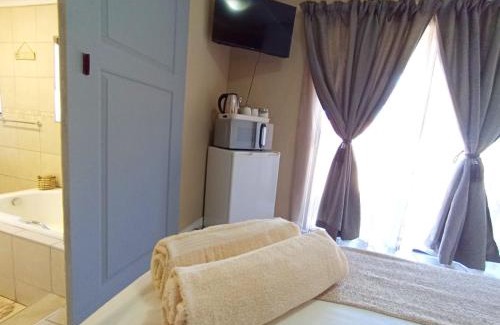 Ekurhuleni Apartamento | OR Tambo Stay Unit 4