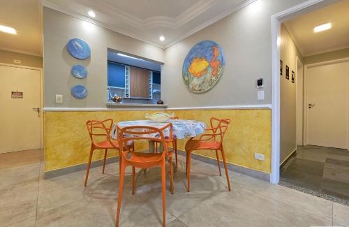 Jardim Virginia Apartamento | Orange Beach Enseada Guarujá - Piscina, Ar, Wi-Fi, 3 Quartos a Poucos Passos do Mar