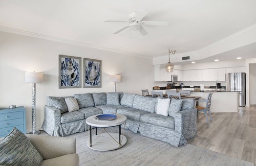 Orange Beach Condominio | ORANGE BEACH, TOP FLOOR, LUXURY & SPACIOUS UNIT WITH AMAZING VIEWS