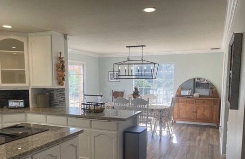 Fallbrook Casa | Orange Blossom Retreat in scenic De Luz Heights