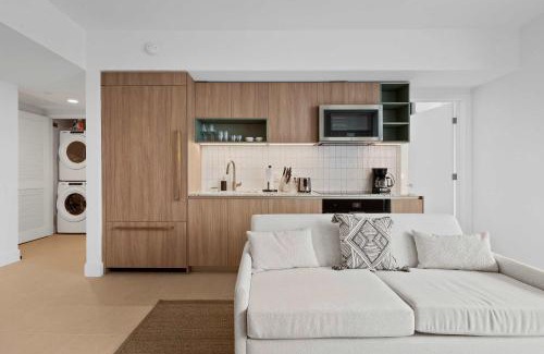 Downtown Miami Apartamento | Orange Crush - Resort-Style Amenities & Location