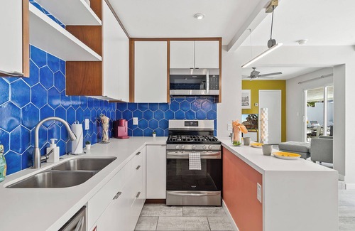 Vista Norte Casa | 'Orange Dream' Palm Springs Poolside Paradise!