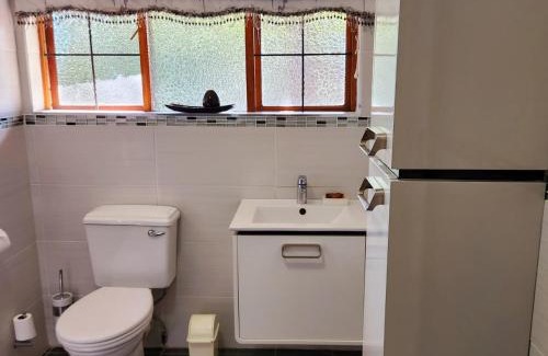 Phalaborwa Casa | Orange gecko cottage