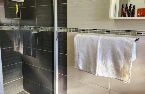 Phalaborwa Casa | Orange gecko cottage