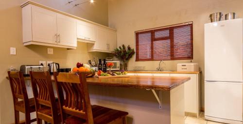 Robertson Casa | Orange Grove