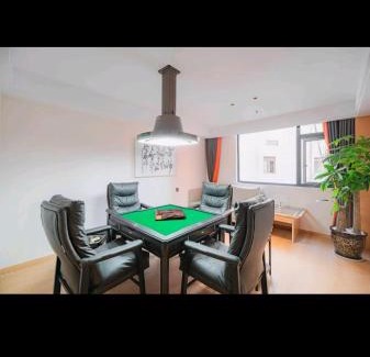 Fucheng District Hotel | Orange Huaju Hotel