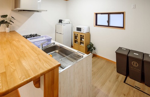 Nakama Casa | Orange Line