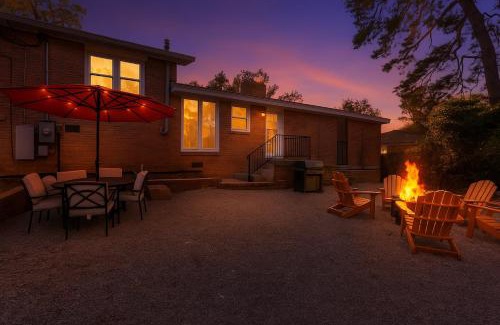 Columbia Casa | Orange Pit - 3BD 2BA Luxury Retreat - West Cola