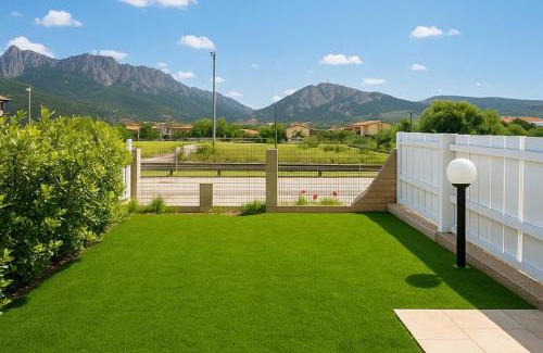 Viddalba Apartamento | Orange Villa with Pool