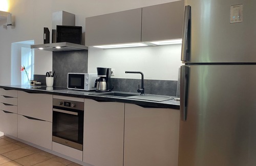 Ribaute-les-Tavernes Apartamento | Orangerie de Cardet - Gîte "Le Mûrier"