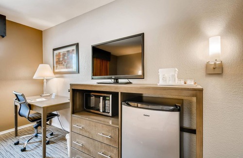 Heritage Hills Hotel | Orangewood Inn & Suites Midtown