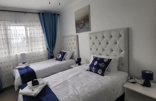 Bluff Casa | Orca Estate Guesthouse Self-catering Accommodation