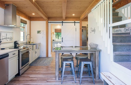 Eastsound Casa | Orcas Island, Heavenly Homestead #281