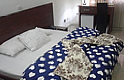 Ibadan Cabina | Orchard Hotel - Standard