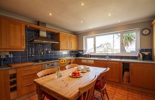 Wadebridge Casa | Orchard House, 5 Star Contemporary and Spacious Holidays in Wadebridge Cornwall.